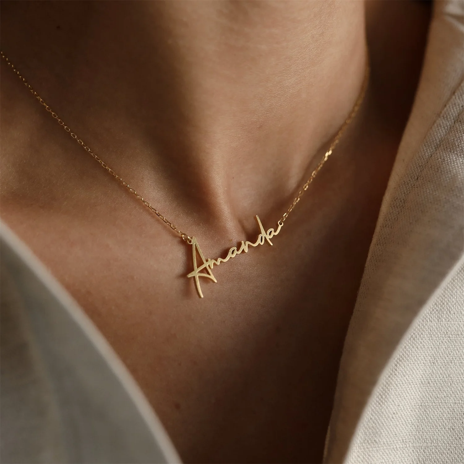Personalized Handwriting Signature Nameplate18K Gold-Plated Necklace Custom Name Letter Pendant Femme Jewelry Gift for Women
Personalized Handwriting Signature Nameplate18K Gold-Plated Necklace Custom Name Letter Pendant Femme Jewelry Gift for Women