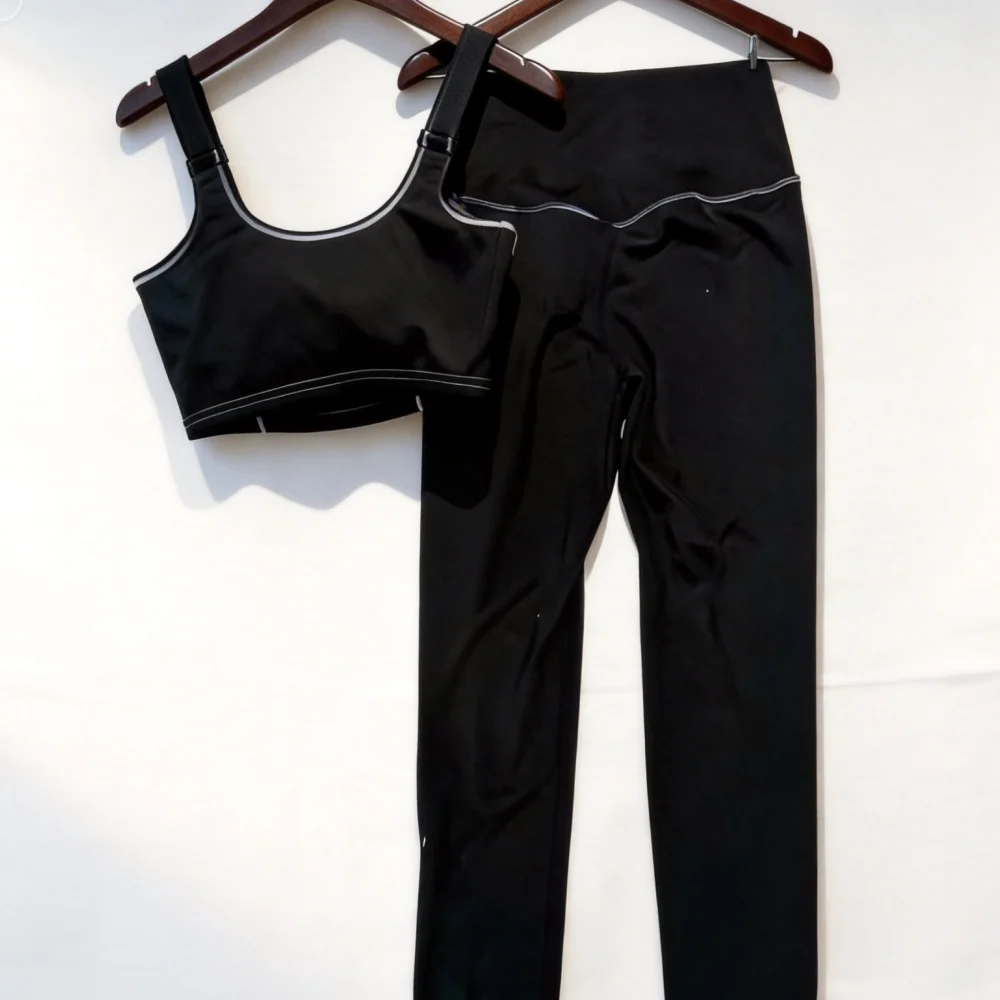 2026 Women 2 Piece Yoga Set High Waist Leggings Adjustable Sports Bra Seamless Workout Outfit for Gym Running Fitness 036
2026 Women 2 Piece Yoga Set High Waist Leggings Adjustable Sports Bra Seamless Workout Outfit for Gym Running Fitness 036