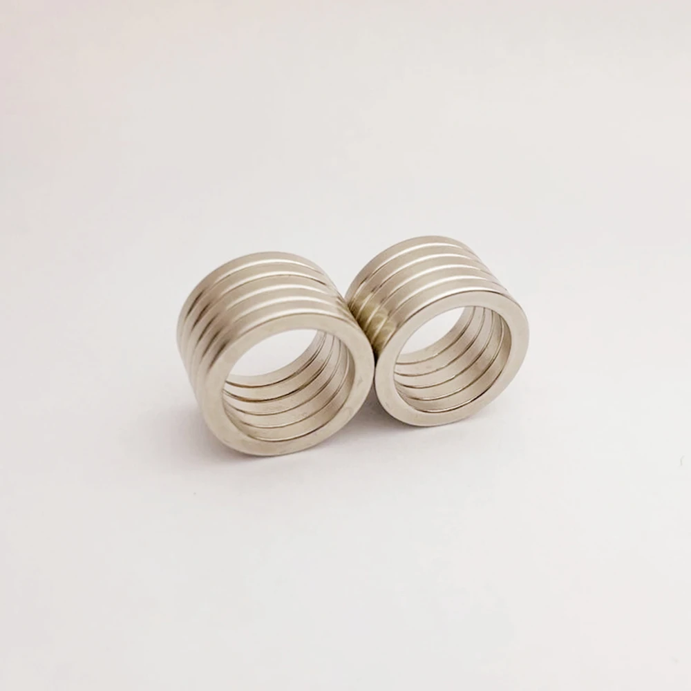 10PCS Ring Permanent Magnets OD20XID16x2mm Strong Magnetics Ring Magnets Craft DIY Imans Metal Parts Magnetics Powerful Magnets
10PCS Ring Permanent Magnets OD20XID16x2mm Strong Magnetics Ring Magnets Craft DIY Imans Metal Parts Magnetics Powerful Magnets