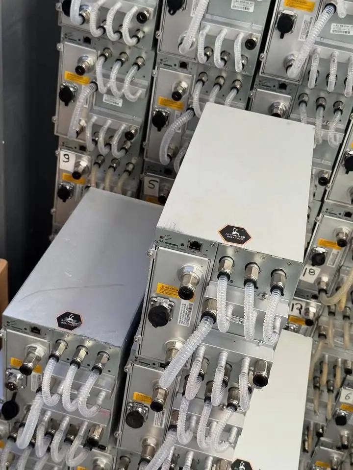 Hot Sale Bitmain Antminer S21 XP Hyd 473Th 5676W SHA 256 Bitcoin ASIC Miner Mining Hardware
Hot Sale Bitmain Antminer S21 XP Hyd 473Th 5676W SHA 256 Bitcoin ASIC Miner Mining Hardware