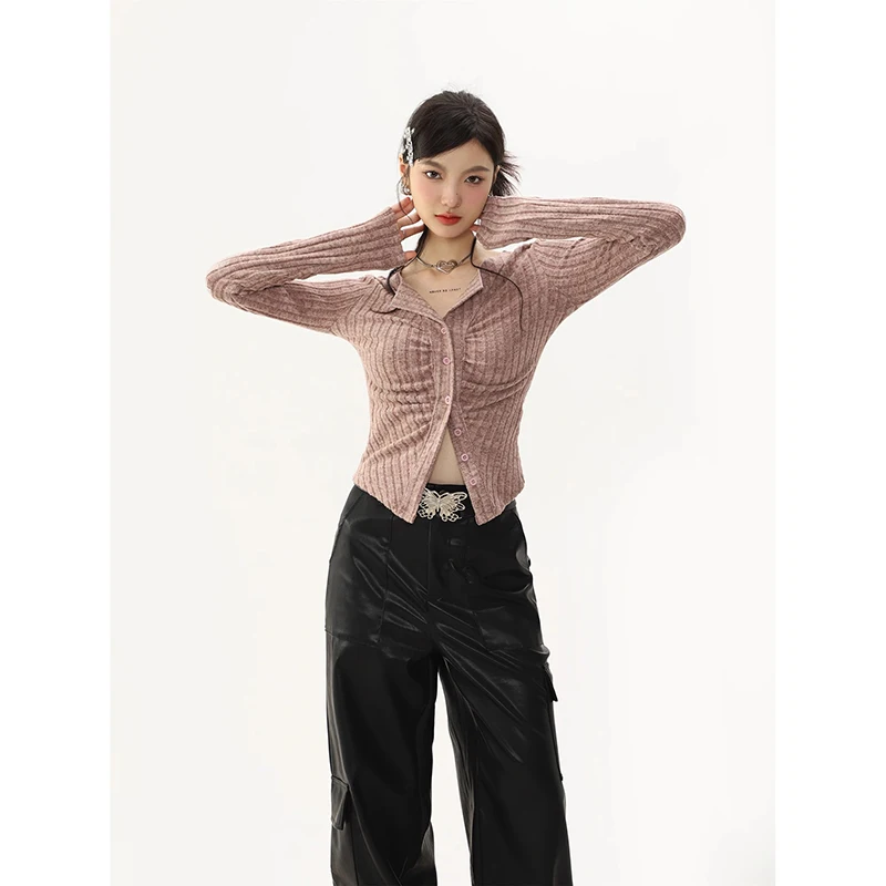 Y2k Knitted Cardigan Women Collar Sweater Coat Vintage Long Sleeve Single Breasted Top Autumn Fashion Knitwear Jumper
Y2k Knitted Cardigan Women Collar Sweater Coat Vintage Long Sleeve Single Breasted Top Autumn Fashion Knitwear Jumper