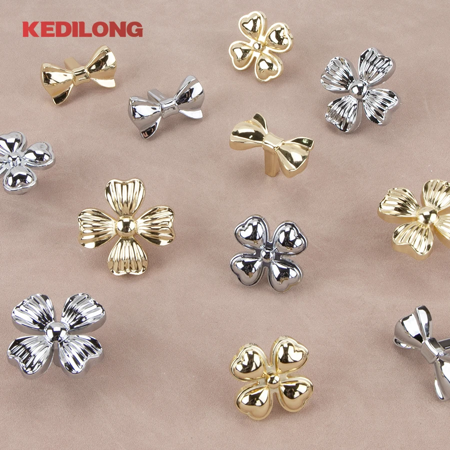KEDLO European style light luxury floral gold drawer Pull handle kitchen cabinet Modern minimalist silver bow tie knob
KEDLO European style light luxury floral gold drawer Pull handle kitchen cabinet Modern minimalist silver bow tie knob