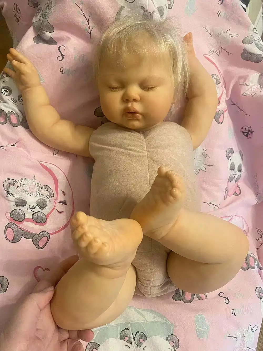 FBBD Customized Limited Supply 25inch Reborn Baby Pickle With Hand-Rooted Hair Painted Kit DIY Part Christmas Gift
FBBD Customized Limited Supply 25inch Reborn Baby Pickle With Hand-Rooted Hair Painted Kit DIY Part Christmas Gift