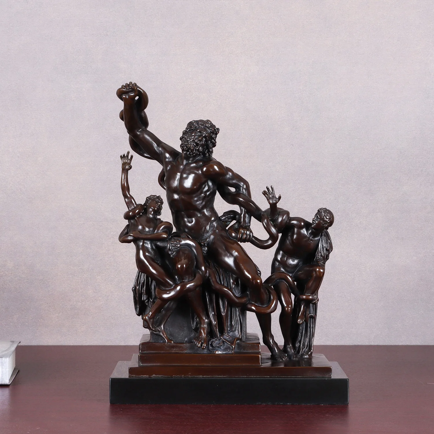 Bronze Laocoon and His Sons Statue Famous Replica Sculpture Ancient Greek Classical Art Villa Home Decor
Bronze Laocoon and His Sons Statue Famous Replica Sculpture Ancient Greek Classical Art Villa Home Decor