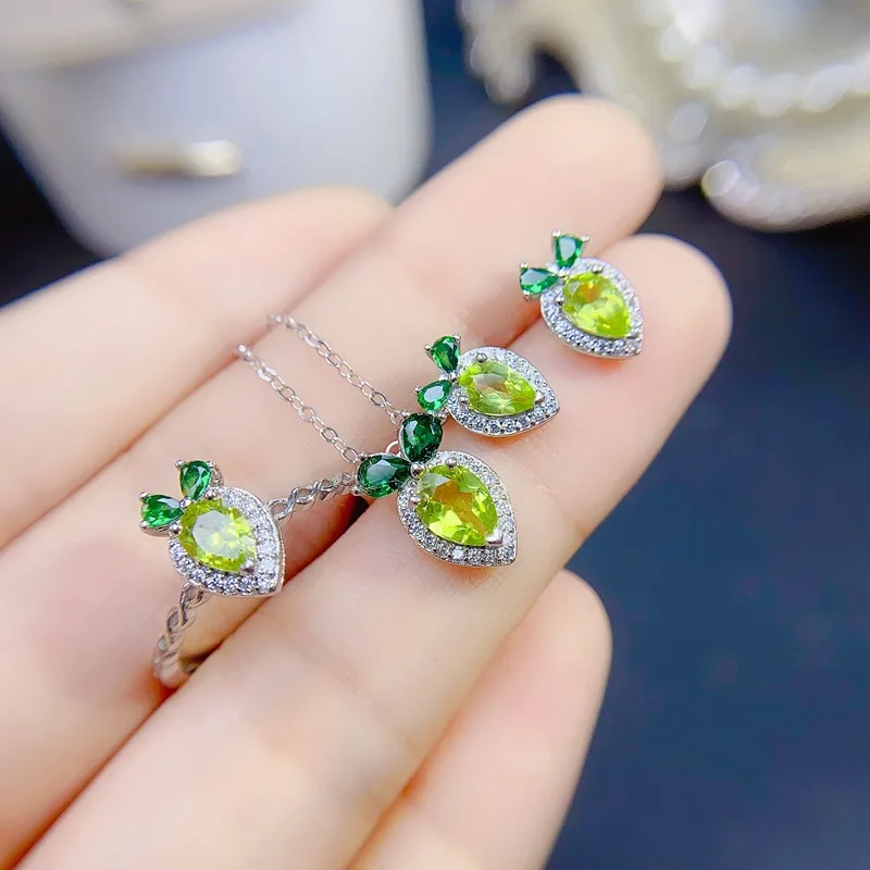 925 sterling silver Natural peridot gemstone Women's Fresh Ring Pendant earrings necklace set for girlfriend birthday party Gift
925 sterling silver Natural peridot gemstone Women's Fresh Ring Pendant earrings necklace set for girlfriend birthday party Gift