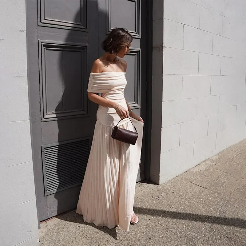 Women's Off-Shoulder Bodycon Dress - Sexy Pleated Ruffle Long Clubwear Gown for Parties & Night Out
Women's Off-Shoulder Bodycon Dress - Sexy Pleated Ruffle Long Clubwear Gown for Parties & Night Out