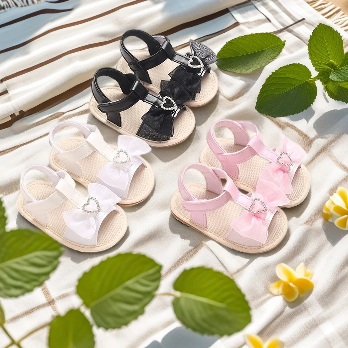 Cute Bow Princess Style Summer New Soft Rubber Bottom Anti Slip 0-18M Baby Outdoor Beach Sandals
Cute Bow Princess Style Summer New Soft Rubber Bottom Anti Slip 0-18M Baby Outdoor Beach Sandals