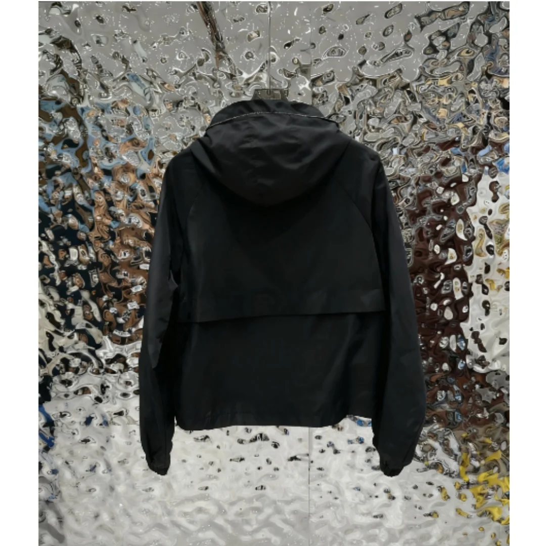 Зима 2025, новый женский съемный кардиган на молнии с капюшоном, зарядное пальто
Зима 2025, новый женский съемный кардиган на молнии с капюшоном, зарядное пальто