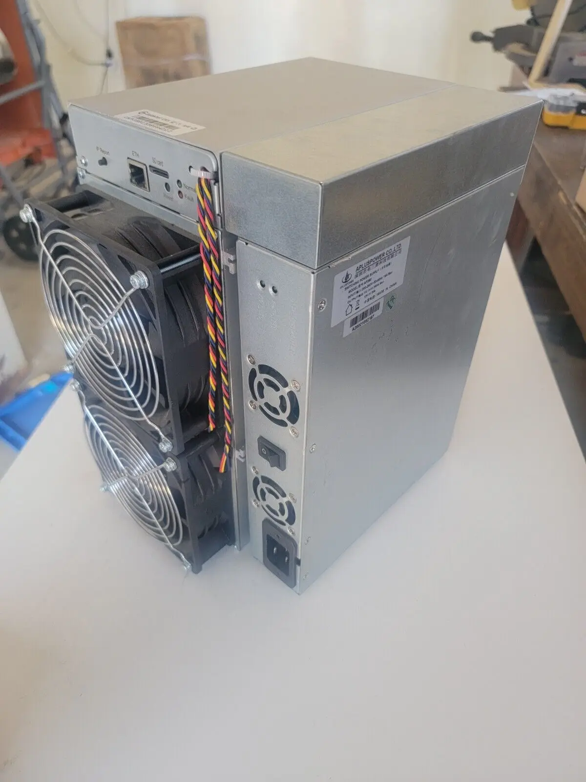 AY BUY 4 GET 2 FREE Goldshell CK5 12Th/s CKB Nervos Network Eaglesong Algorithm Crypto Miner
AY BUY 4 GET 2 FREE Goldshell CK5 12Th/s CKB Nervos Network Eaglesong Algorithm Crypto Miner