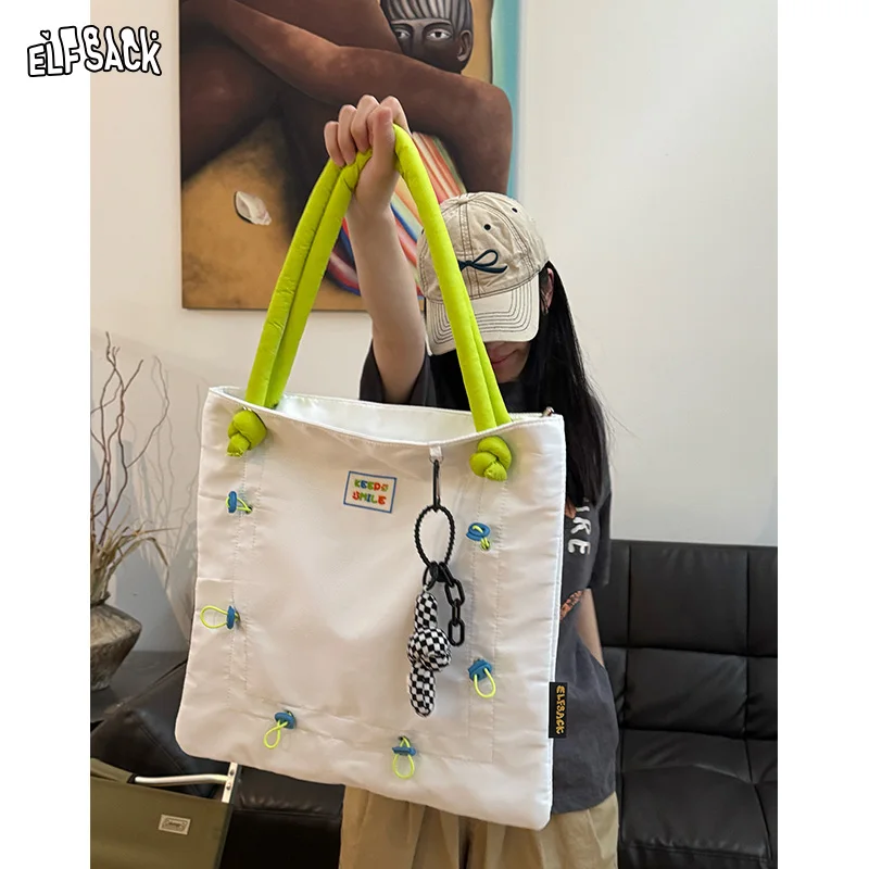 ELFSACK 2025 Spring New Arrivals Y2K Large Capacity Canvas Bag Trendy Leisure Travel Sports Shoulder Bag
ELFSACK 2025 Spring New Arrivals Y2K Large Capacity Canvas Bag Trendy Leisure Travel Sports Shoulder Bag