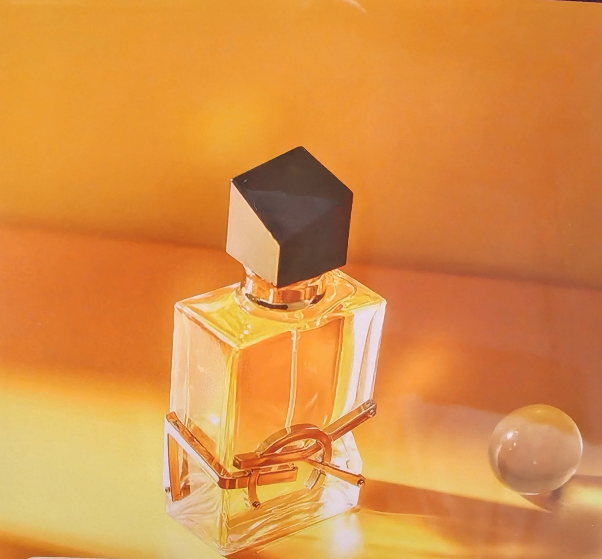 Warmkiss Women's Perfume 30ML,Lavender Scent, Blossom Fragrance, Long-Lasting Floral Aroma, Portable Design, FloralFragranc
Warmkiss Women's Perfume 30ML,Lavender Scent, Blossom Fragrance, Long-Lasting Floral Aroma, Portable Design, FloralFragranc