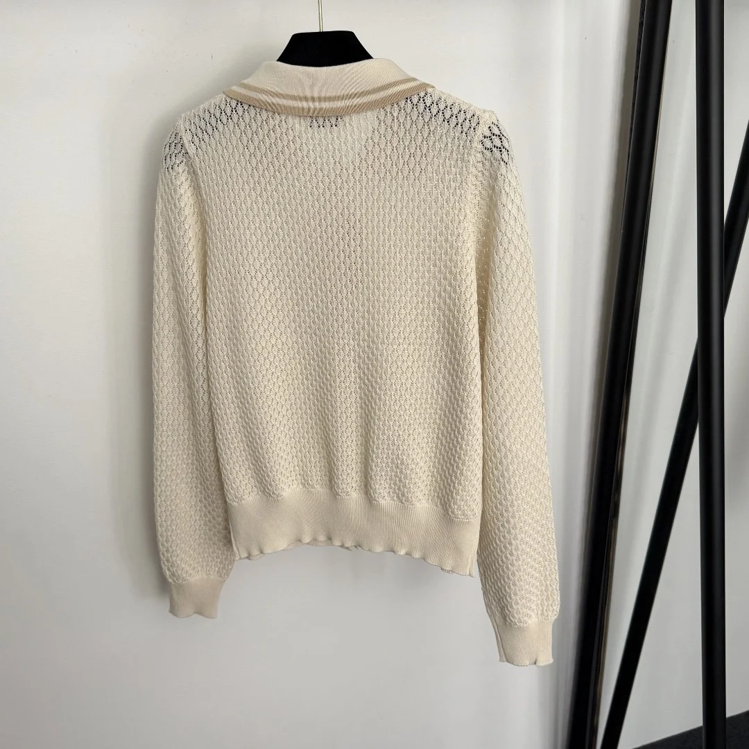 2025 Spring and Autumn New monochrome fashion Simple and high quality best Embroidered linen patterned knitted cardigan
2025 Spring and Autumn New monochrome fashion Simple and high quality best Embroidered linen patterned knitted cardigan