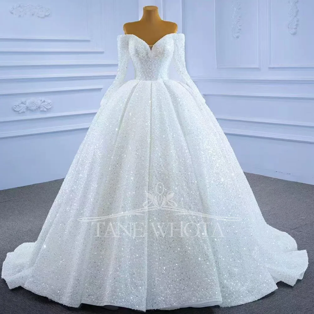 Shiny Wedding Dress Off The Shoulder Long Sleeves Sequins Ball Gown Luxury White Wedding Dresses
Shiny Wedding Dress Off The Shoulder Long Sleeves Sequins Ball Gown Luxury White Wedding Dresses