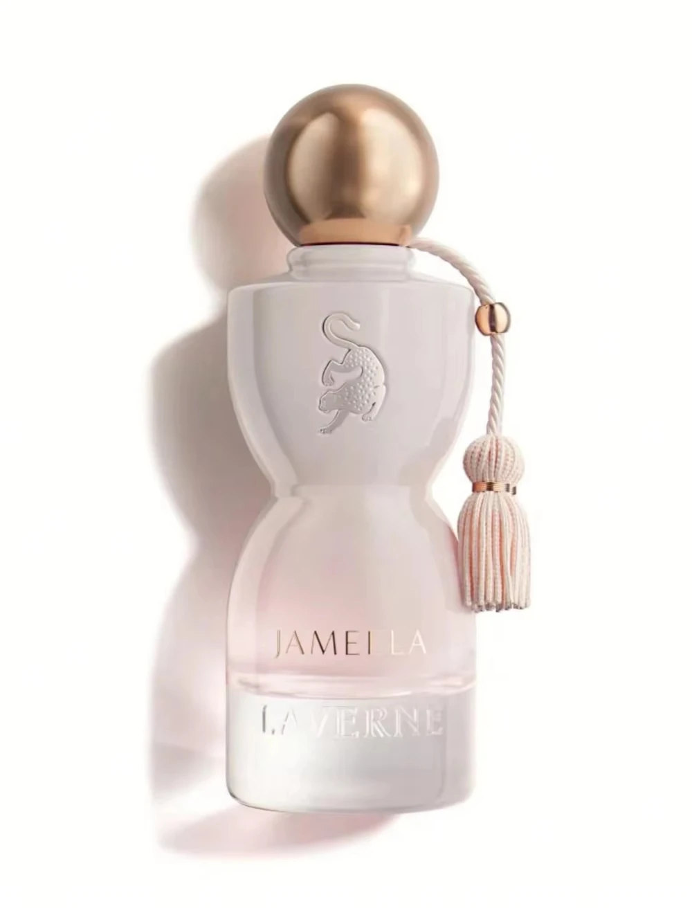 Laverina Jameela Women's Perfume (75ml) — Long-Lasting Floral-Fruity Notes: A Luxurious Fragrance with an Oriental Flair
Laverina Jameela Women's Perfume (75ml) — Long-Lasting Floral-Fruity Notes: A Luxurious Fragrance with an Oriental Flair