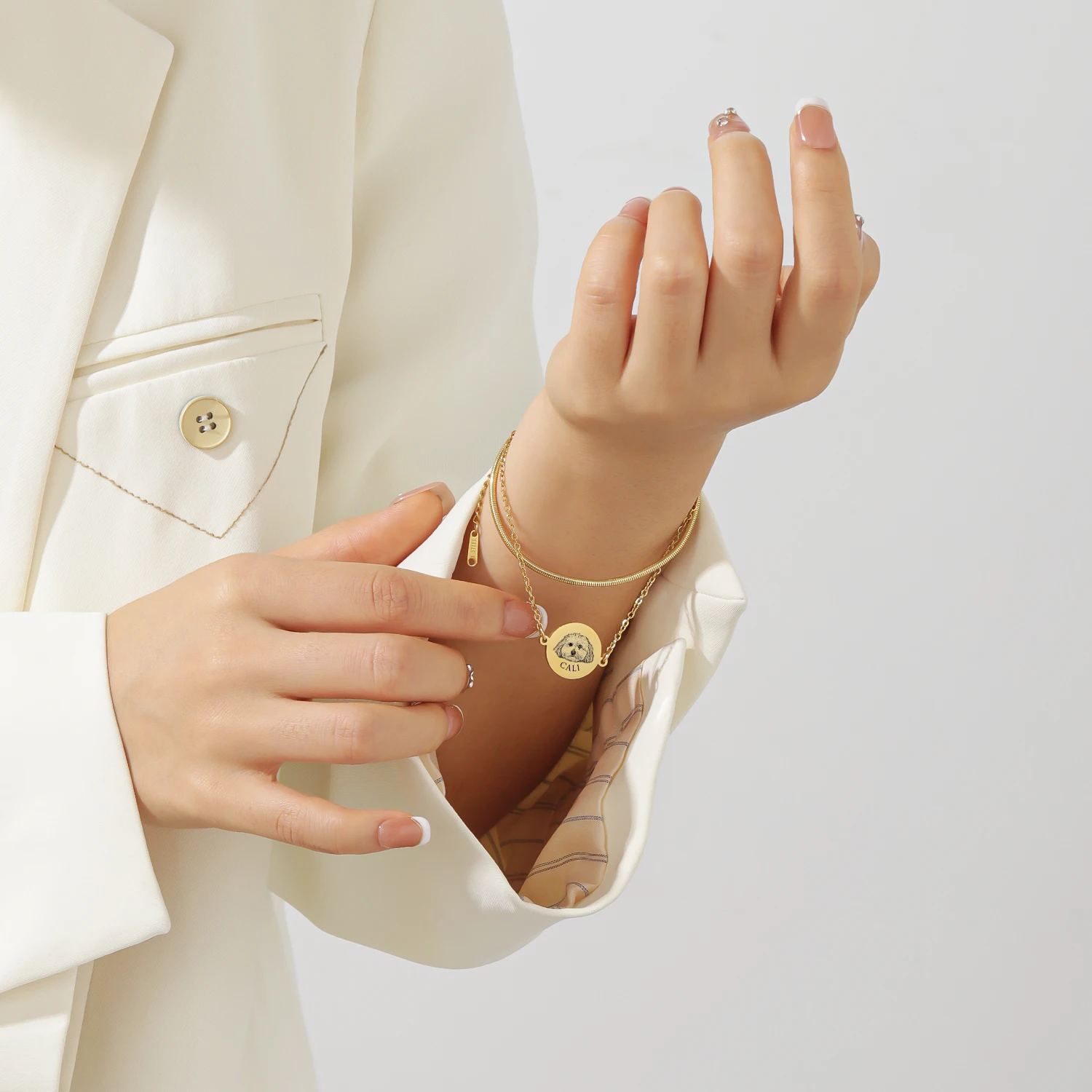 Custom Pet Photo Name Laser Engraved Bracelet Double Layer Chain Snake Chain Women's Daily Jewelry Holiday Gift For Women
Custom Pet Photo Name Laser Engraved Bracelet Double Layer Chain Snake Chain Women's Daily Jewelry Holiday Gift For Women