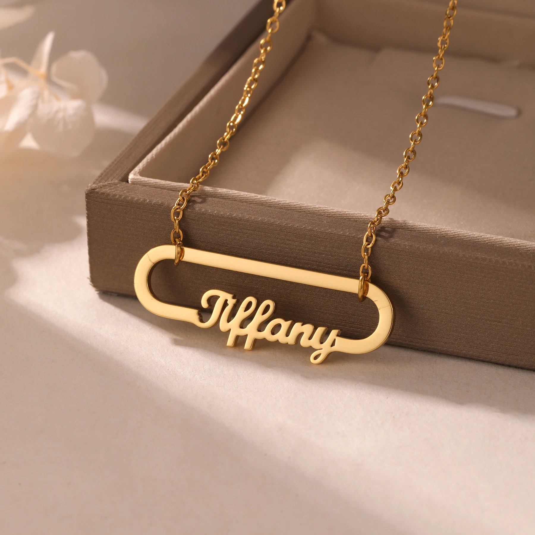 Custom Paper Clip Name Necklace Personalized 18k Gold plated Nameplate Names Pendant Stainless Steel Jewelry Gift For Women
Custom Paper Clip Name Necklace Personalized 18k Gold plated Nameplate Names Pendant Stainless Steel Jewelry Gift For Women