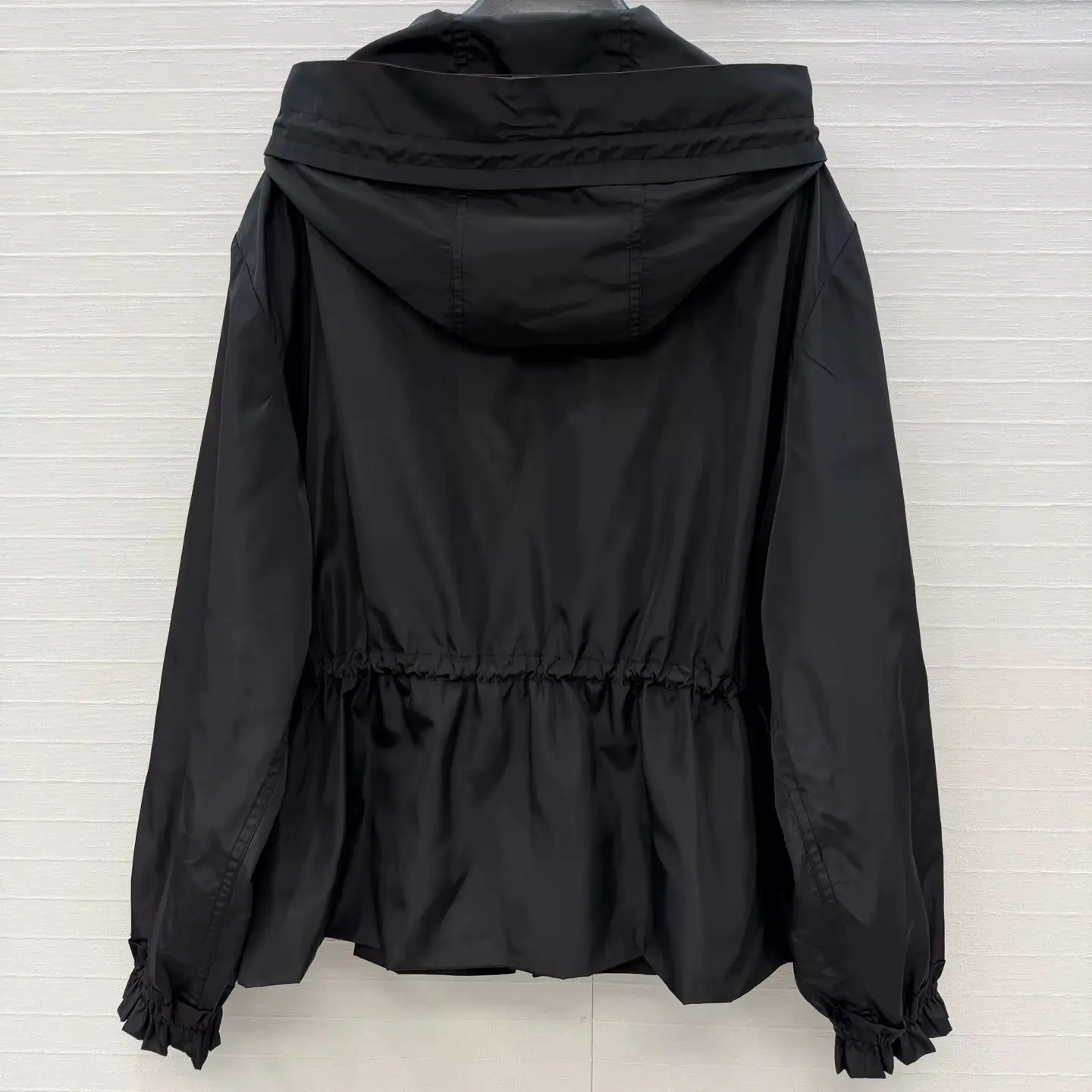 2026 Women Clothes New Early Spring Wear Sun Protection Hooded Jacket Drawstring Waist Casual Version Versatile
2026 Women Clothes New Early Spring Wear Sun Protection Hooded Jacket Drawstring Waist Casual Version Versatile