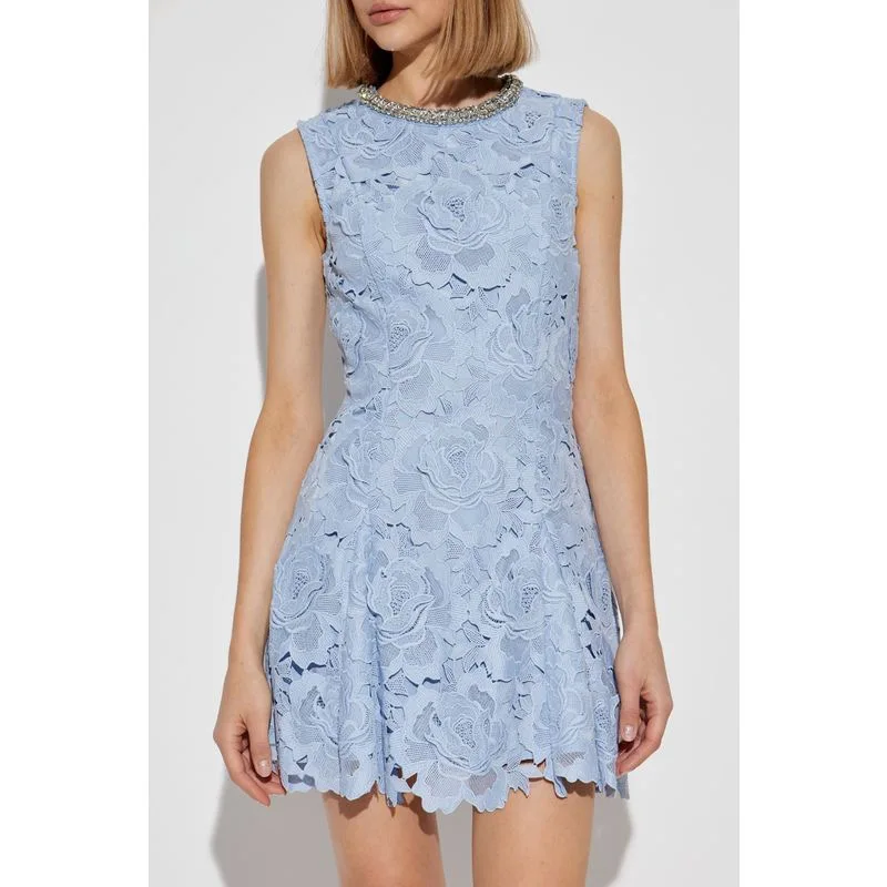 2025 winter new women's dress with hollowed-out hook patterns heavy diamond-encrusted decorations for a slimming evening dress
2025 winter new women's dress with hollowed-out hook patterns heavy diamond-encrusted decorations for a slimming evening dress