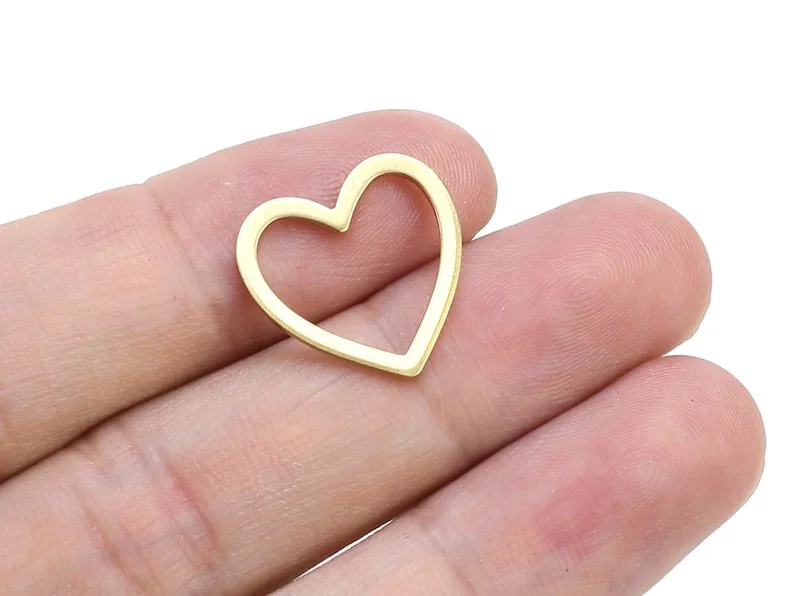 20pcs Heart Earring Charms, Link Chain Connector, Circle Frame Heart, Earring Findings, 17x16.6mm, Jewelry Making R2827
20pcs Heart Earring Charms, Link Chain Connector, Circle Frame Heart, Earring Findings, 17x16.6mm, Jewelry Making R2827