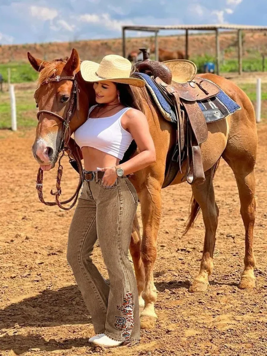 【HME】Women's Vintage Bootcut Jeans Mid Rise Stretchy Embroidery Print Western Straight Leg Denim Pants
【HME】Women's Vintage Bootcut Jeans Mid Rise Stretchy Embroidery Print Western Straight Leg Denim Pants