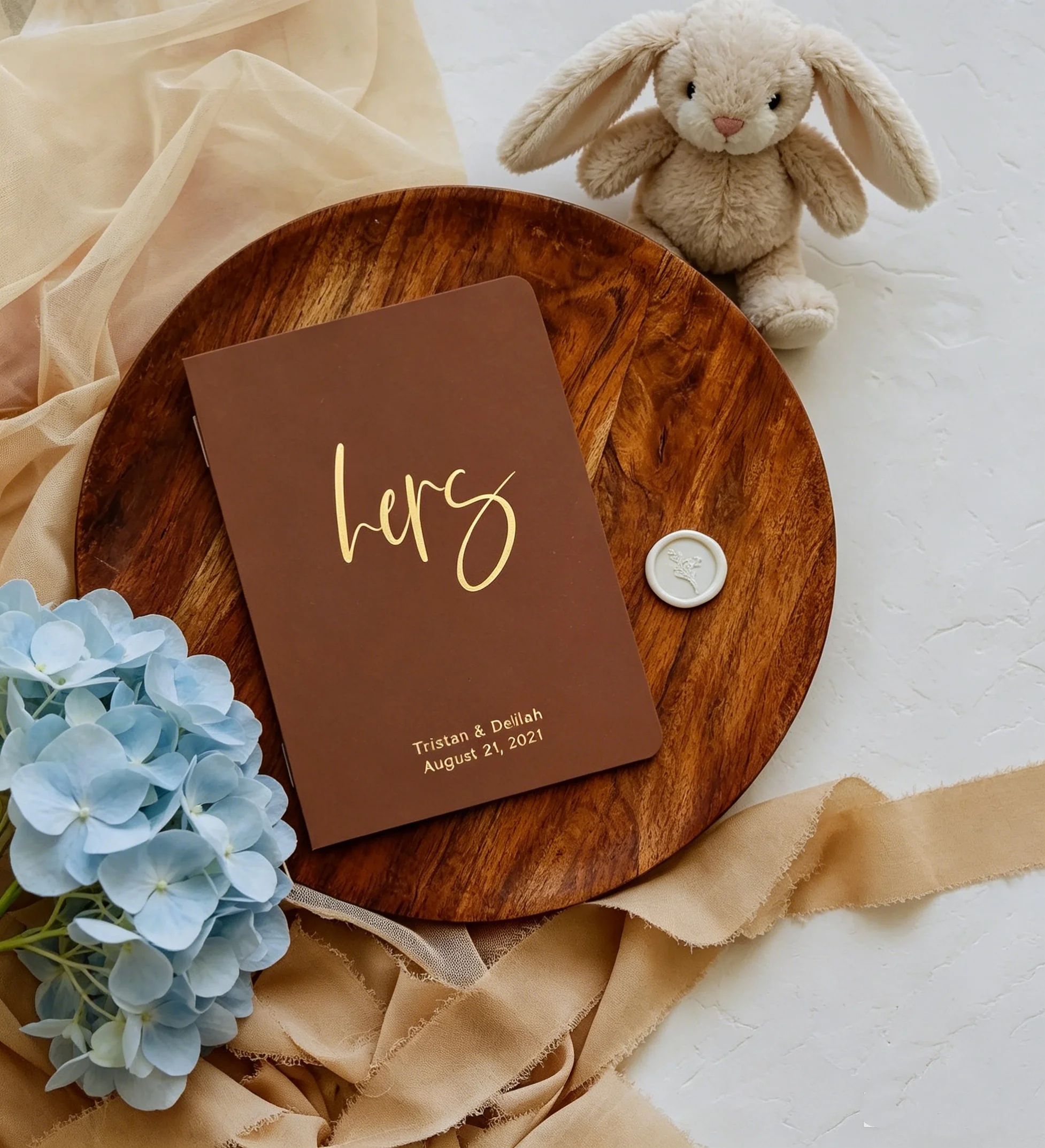 Custom Boho Neutral Vow Books His and Hers Cute Booklets with Gold Foil for Wedding & Vow Renewal
Custom Boho Neutral Vow Books His and Hers Cute Booklets with Gold Foil for Wedding & Vow Renewal