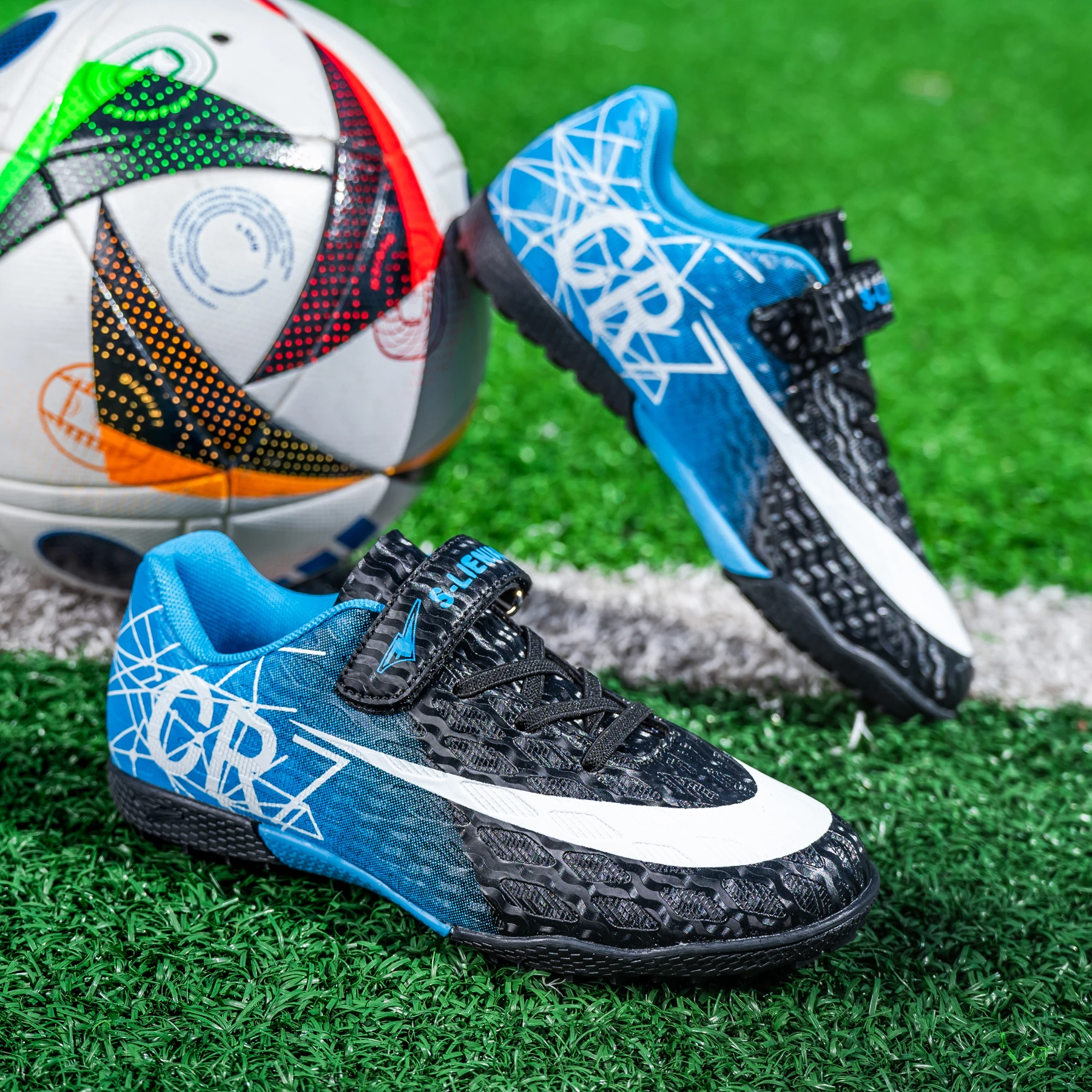 Professional Kids Soccer Shoes Football Boots Ultralight Cleats Non-Slip Training Match Football Shoes For Boys And Girls
Professional Kids Soccer Shoes Football Boots Ultralight Cleats Non-Slip Training Match Football Shoes For Boys And Girls