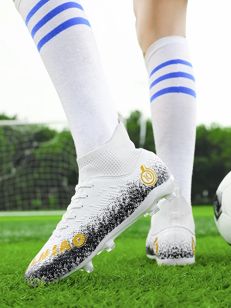 Unisex Soccer Cleats High-Top Football Boots Lightweight FG TF Match Training Shoes 4 Colors Non-Slip Soccer Shoes
Unisex Soccer Cleats High-Top Football Boots Lightweight FG TF Match Training Shoes 4 Colors Non-Slip Soccer Shoes