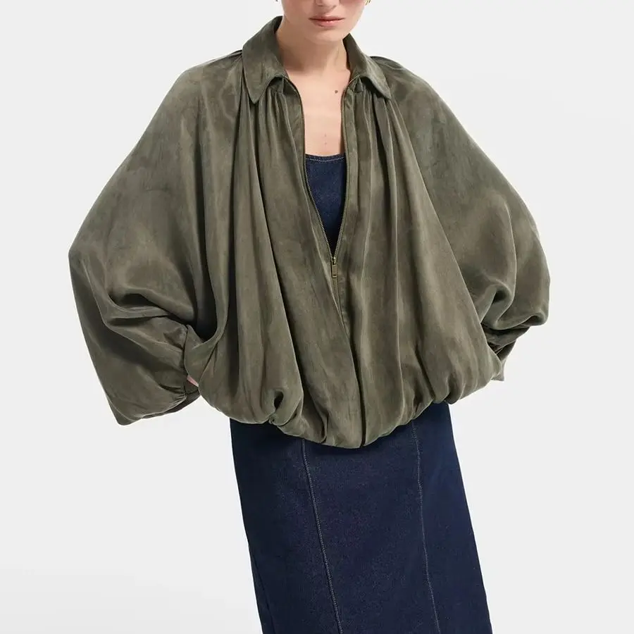 Women's Oversized Cropped Jacket, Turn Down Collar Front Zip Closure Gathered Neck & Back Voluminous Balloon Sleeve Elastic
Women's Oversized Cropped Jacket, Turn Down Collar Front Zip Closure Gathered Neck & Back Voluminous Balloon Sleeve Elastic