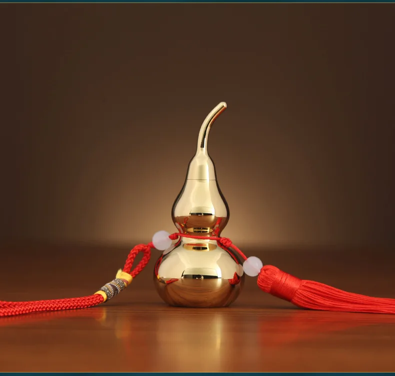 Brass Gourd Pendant Home Decoration Creative Open Small Ornament Gift
Brass Gourd Pendant Home Decoration Creative Open Small Ornament Gift