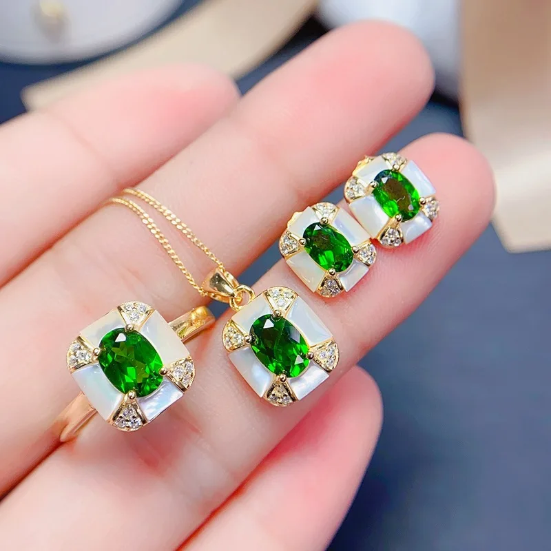 925 sterling silver natural diopside gems women's ring Pendant necklace earrings 4-piece set for girlfriend birthday party Gift
925 sterling silver natural diopside gems women's ring Pendant necklace earrings 4-piece set for girlfriend birthday party Gift
