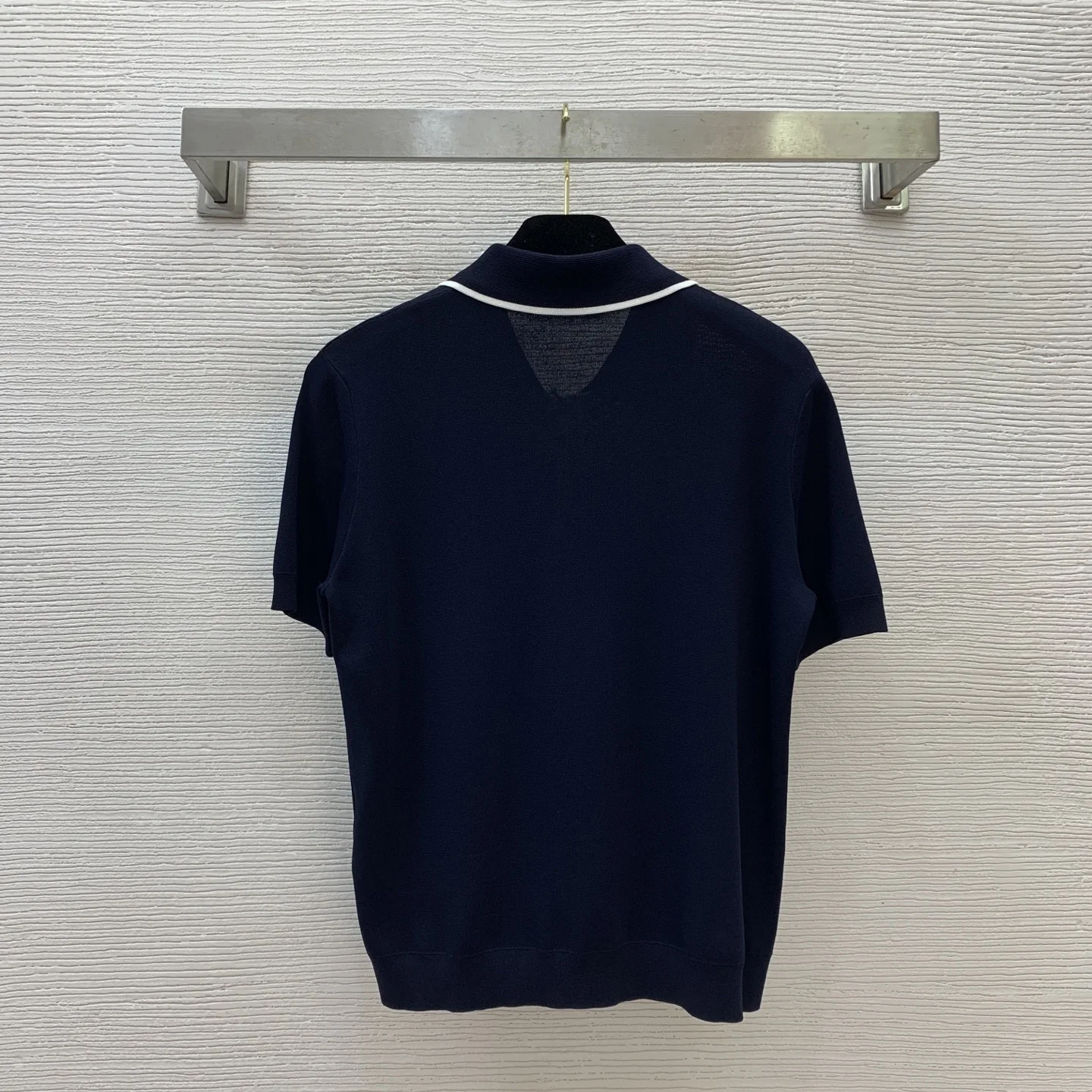 2025 New Tencel Short-sleeved Pullover Solid Polo Cherry Zippers Sweater Fashionable Versatile Slimming Figure-hugging
2025 New Tencel Short-sleeved Pullover Solid Polo Cherry Zippers Sweater Fashionable Versatile Slimming Figure-hugging