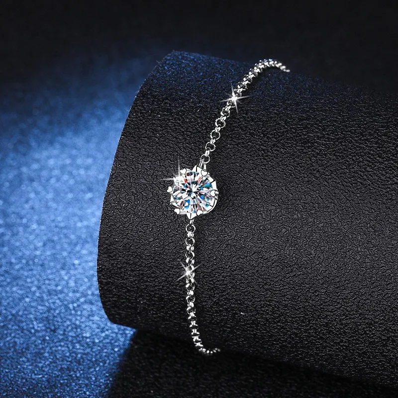 S925 Sterling Silver 1CT Moissanite Snowflake Star Bracelet for Women High Quality Hexagram Jewelry
S925 Sterling Silver 1CT Moissanite Snowflake Star Bracelet for Women High Quality Hexagram Jewelry