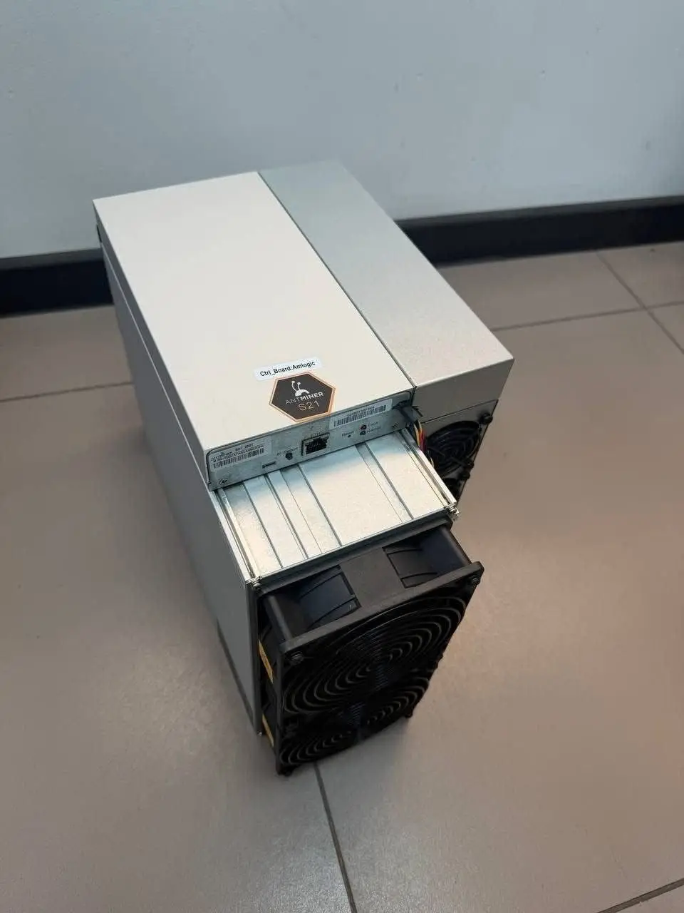 Buy 5 get 3 free New Antminer S21 Pro 234T 3510W BTC Miner High-efficiency Bitcoin Mining Machine with SHA-256 Algorithm
Buy 5 get 3 free New Antminer S21 Pro 234T 3510W BTC Miner High-efficiency Bitcoin Mining Machine with SHA-256 Algorithm
