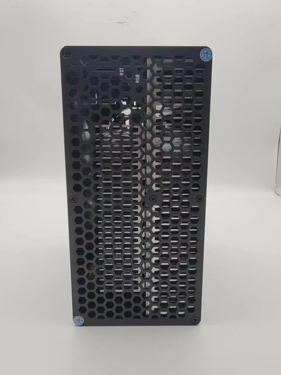 Новинка Goldshell KD BOX II 5TH/s Hashrate 400 Вт KDA Майнер с блоком питания опция Kadena Kd box 2 хорошо подходит для домашней добычи, чем Kd box pro 2,6 T
Новинка Goldshell KD BOX II 5TH/s Hashrate 400 Вт KDA Майнер с блоком питания опция Kadena Kd box 2 хорошо подходит для домашней добычи, чем Kd box pro 2,6 T