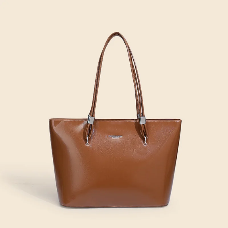 Classic structured tote bag with long handles, minimalist silhouette & spacious interior, perfect for work essentials
Classic structured tote bag with long handles, minimalist silhouette & spacious interior, perfect for work essentials