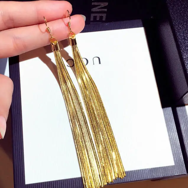Luxury Long Gold Tassel Earrings for Women – Elegant Statement Dangle Earrings for Party, Wedding & Evening Wear
Luxury Long Gold Tassel Earrings for Women – Elegant Statement Dangle Earrings for Party, Wedding & Evening Wear