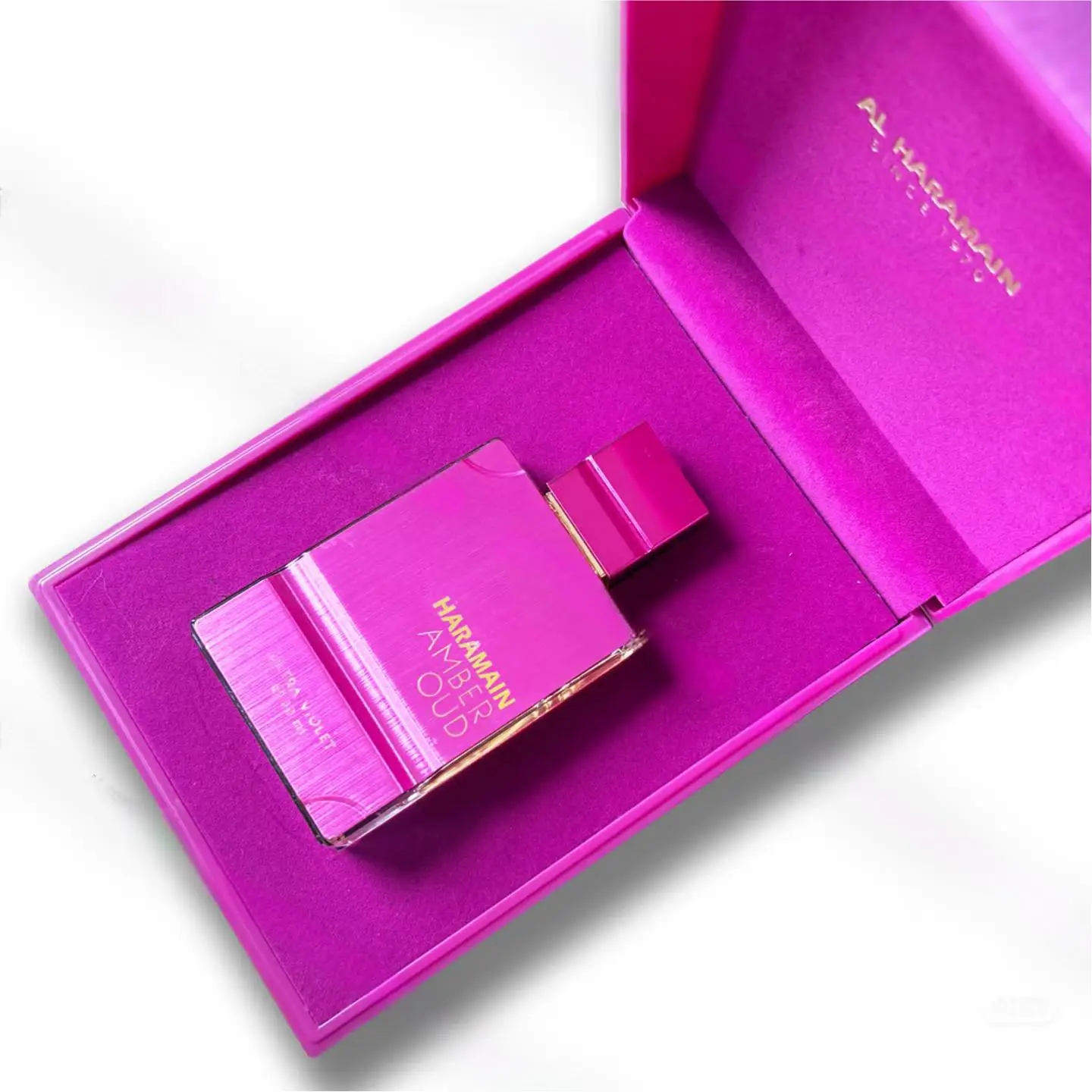 Amber Oud Ultra Violet - Arabian Perfume for Women - Long Lasting Fragrance - Arabic Perfume - Eau De Parfum - 2 oz
Amber Oud Ultra Violet - Arabian Perfume for Women - Long Lasting Fragrance - Arabic Perfume - Eau De Parfum - 2 oz