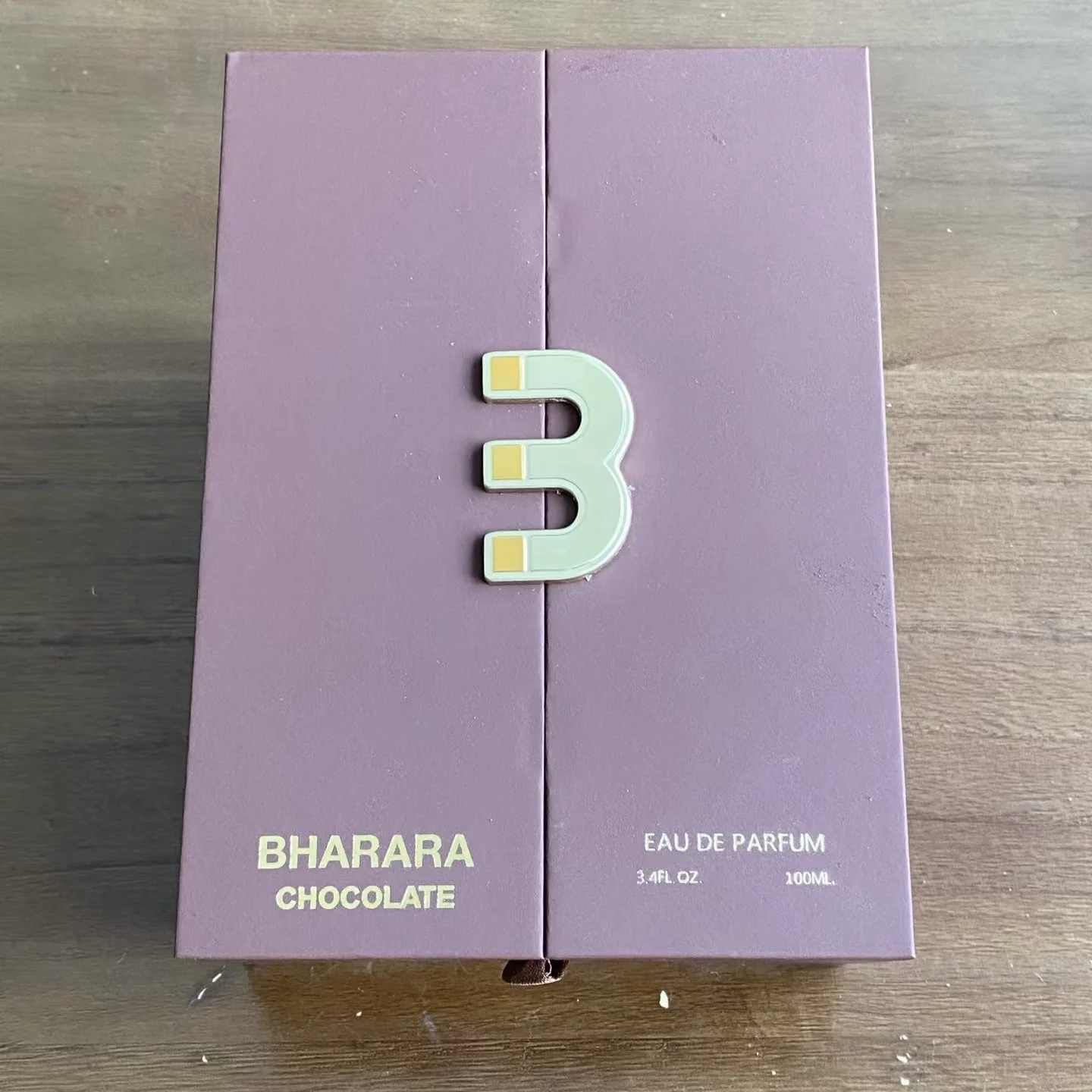 Bharara Chocolate Unisex Eau De Parfum 3.4 Fl Oz / 100 Ml - Sensual Sophistication with Bergamot Cinnamon Cardamom Fragrance
Bharara Chocolate Unisex Eau De Parfum 3.4 Fl Oz / 100 Ml - Sensual Sophistication with Bergamot Cinnamon Cardamom Fragrance