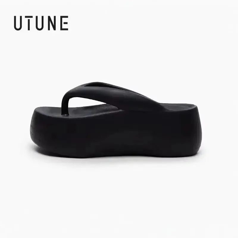 Шлепанцы UTUNE женские летние на толстой подошве, Эва, мягкая подошва 7 см, высокий каблук, пляжные Повседневные тапочки, сланцы, на платформе
Шлепанцы UTUNE женские летние на толстой подошве, Эва, мягкая подошва 7 см, высокий каблук, пляжные Повседневные тапочки, сланцы, на платформе
