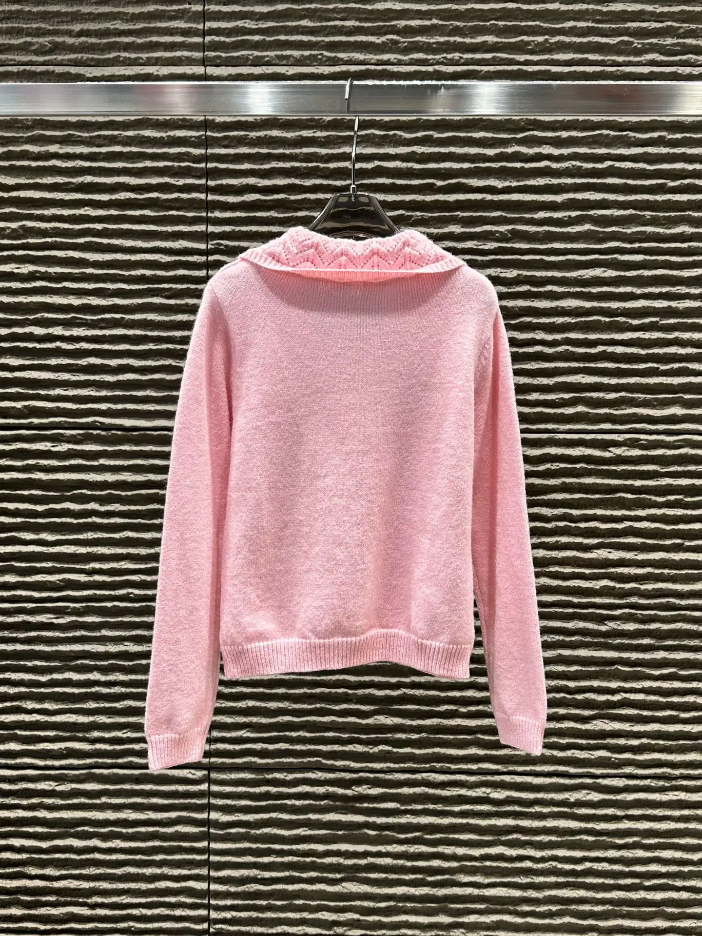 Fashion and Leisure College Girls' Style Pink Knitted Long Sleeve Button Cardigan 2025 New Women's Sweater Cardigan
Fashion and Leisure College Girls' Style Pink Knitted Long Sleeve Button Cardigan 2025 New Women's Sweater Cardigan