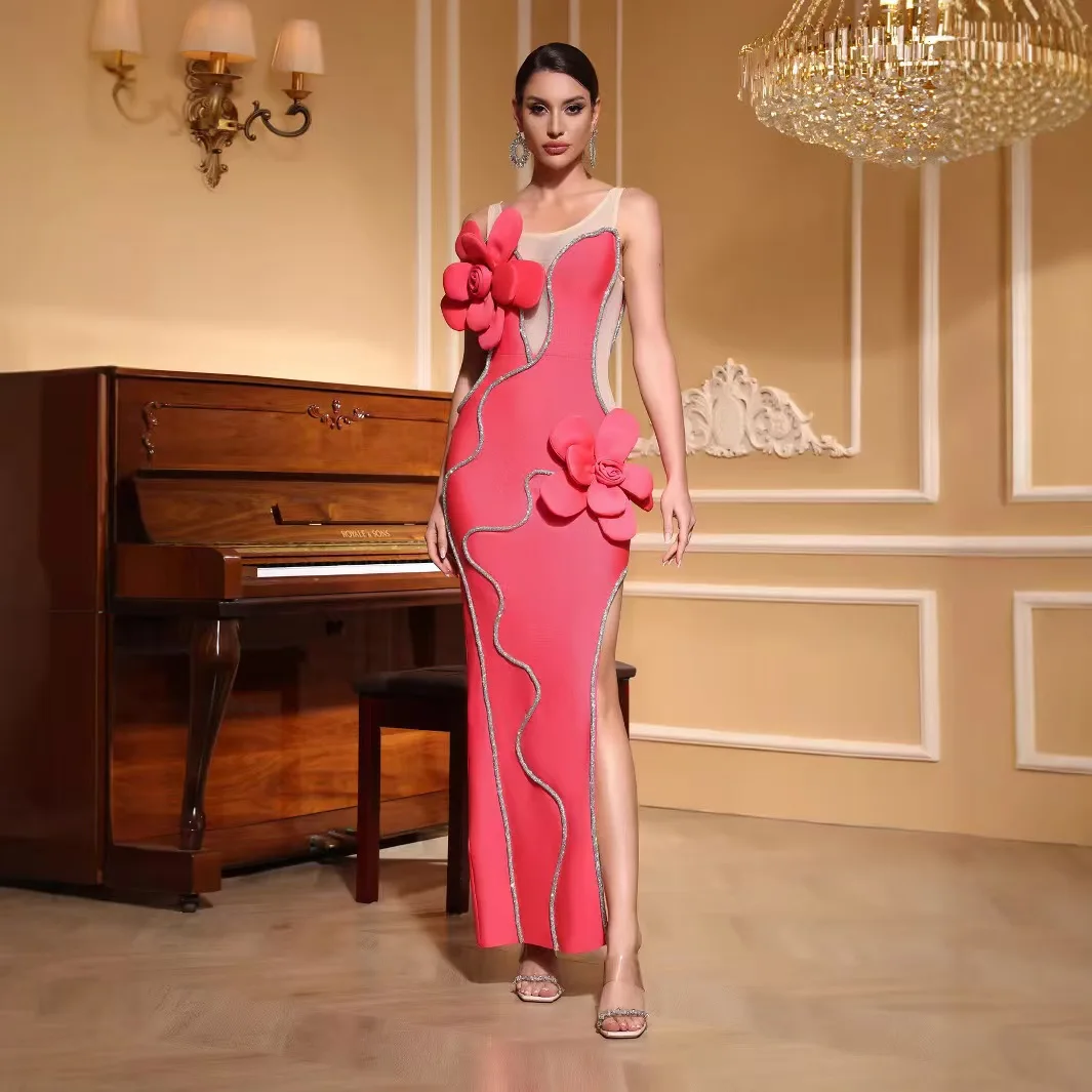 Summer new black sexy off-shoulder suspenders slim bandage dress flower decoration sleeveless elegant fashion evening dress
Summer new black sexy off-shoulder suspenders slim bandage dress flower decoration sleeveless elegant fashion evening dress