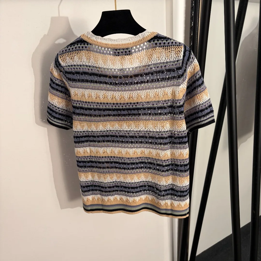 2026 New Fashion Spring Vintage Color Block LoosOff-the-Shoulder Short-Sleeve Knit Top Sweater for Women
2026 New Fashion Spring Vintage Color Block LoosOff-the-Shoulder Short-Sleeve Knit Top Sweater for Women