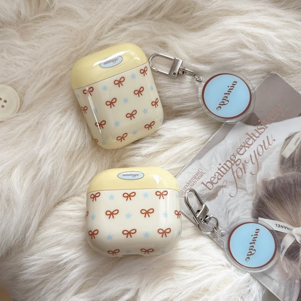 Cute polka dot bow headphone protective case for AirPods 4 3 2 Pro 2 3 Korean INS fashion shockproof protective case with charm
Cute polka dot bow headphone protective case for AirPods 4 3 2 Pro 2 3 Korean INS fashion shockproof protective case with charm