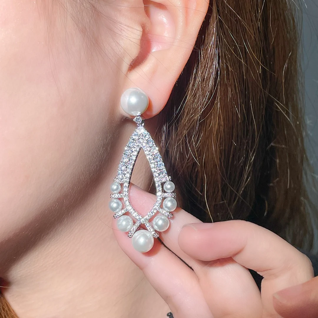 new in 925 sterling silver earrings for women luxury palace banquet accessories pearl fashion jewelry for women Christmas gifts
new in 925 sterling silver earrings for women luxury palace banquet accessories pearl fashion jewelry for women Christmas gifts