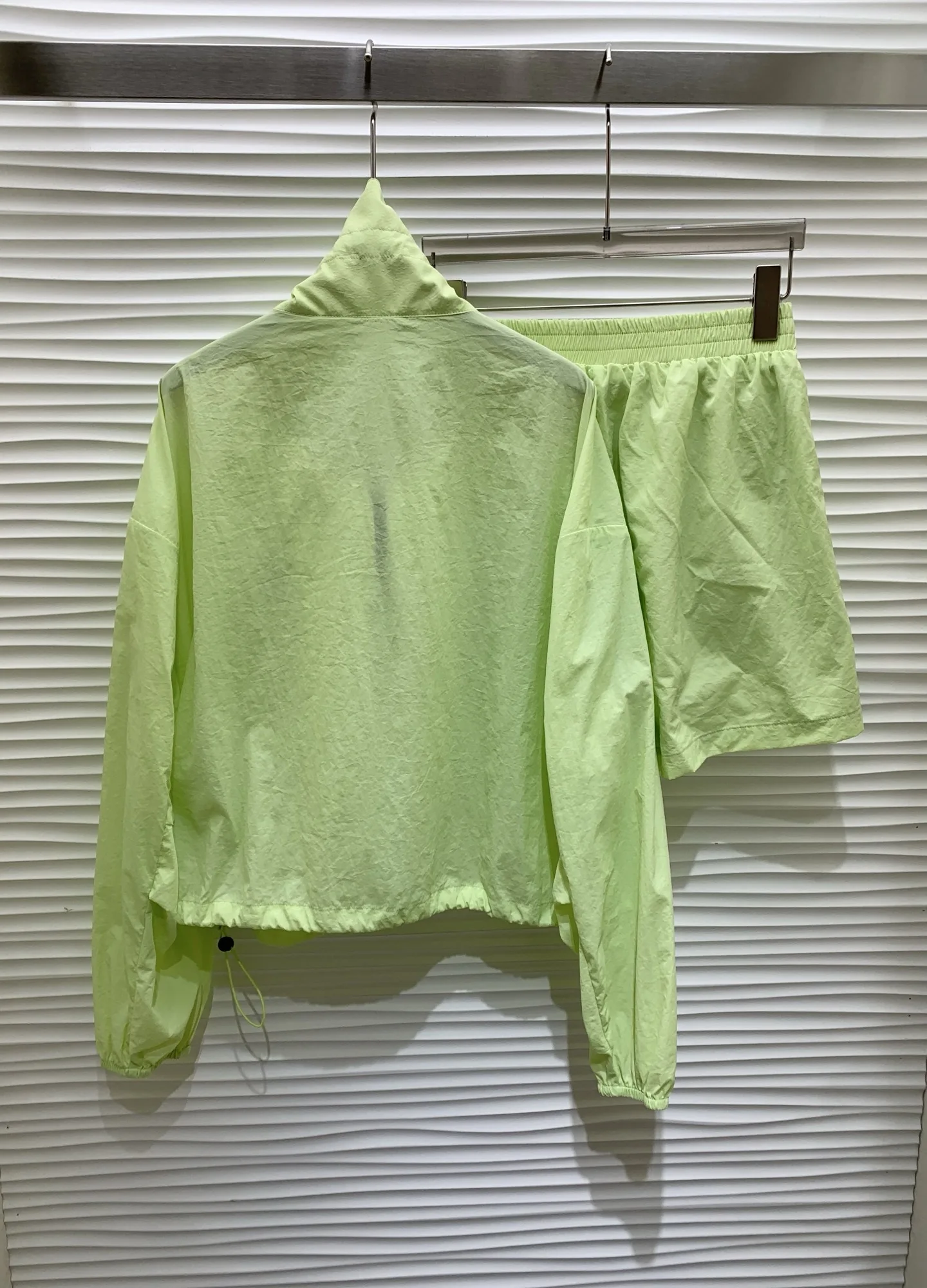2025 New Sun-protective Hooded Solid Set Long-sleeved Shorts Drawstring Zippers Fashionable Versatile Slimming Figure-hugging
2025 New Sun-protective Hooded Solid Set Long-sleeved Shorts Drawstring Zippers Fashionable Versatile Slimming Figure-hugging