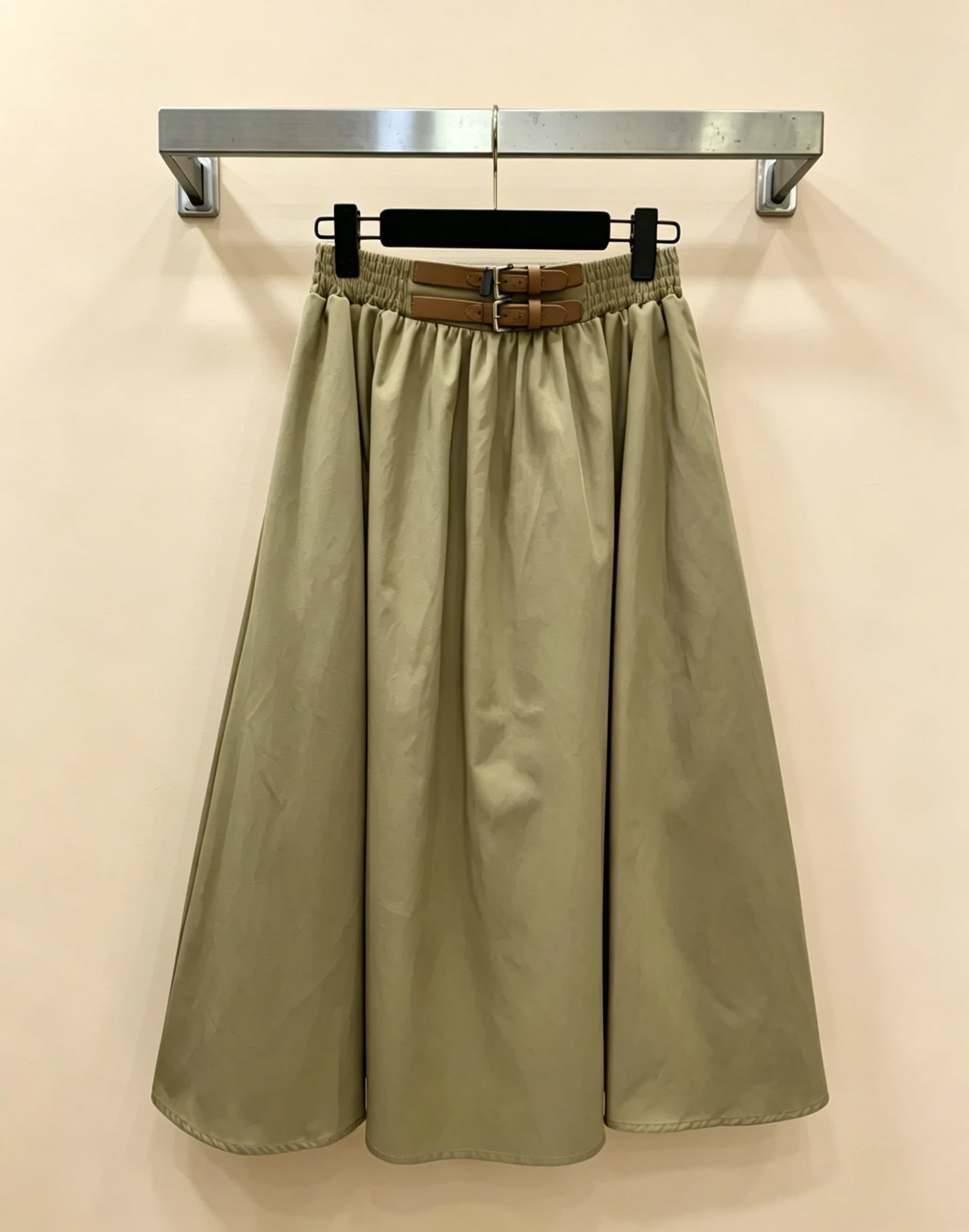2026 New Style Womens Coffee Color Half Skirt Size M L Versatile Commute Style Code 013
2026 New Style Womens Coffee Color Half Skirt Size M L Versatile Commute Style Code 013