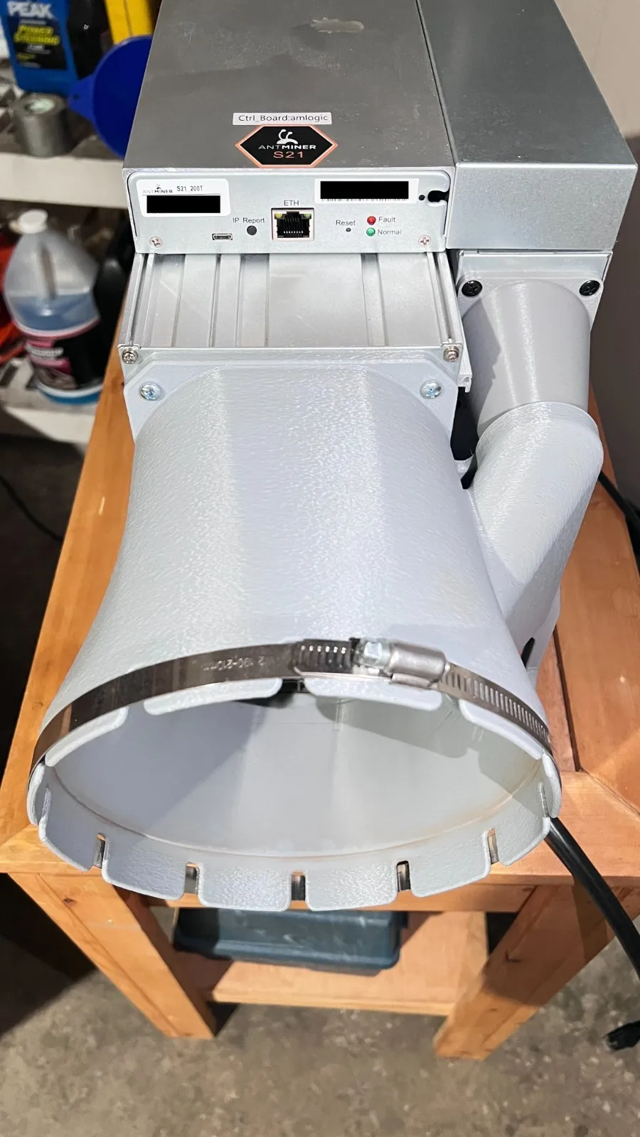 AJ Bitmain Antminer S21 200T 3500W 17.5J/T Bitcoin Miner
AJ Bitmain Antminer S21 200T 3500W 17.5J/T Bitcoin Miner