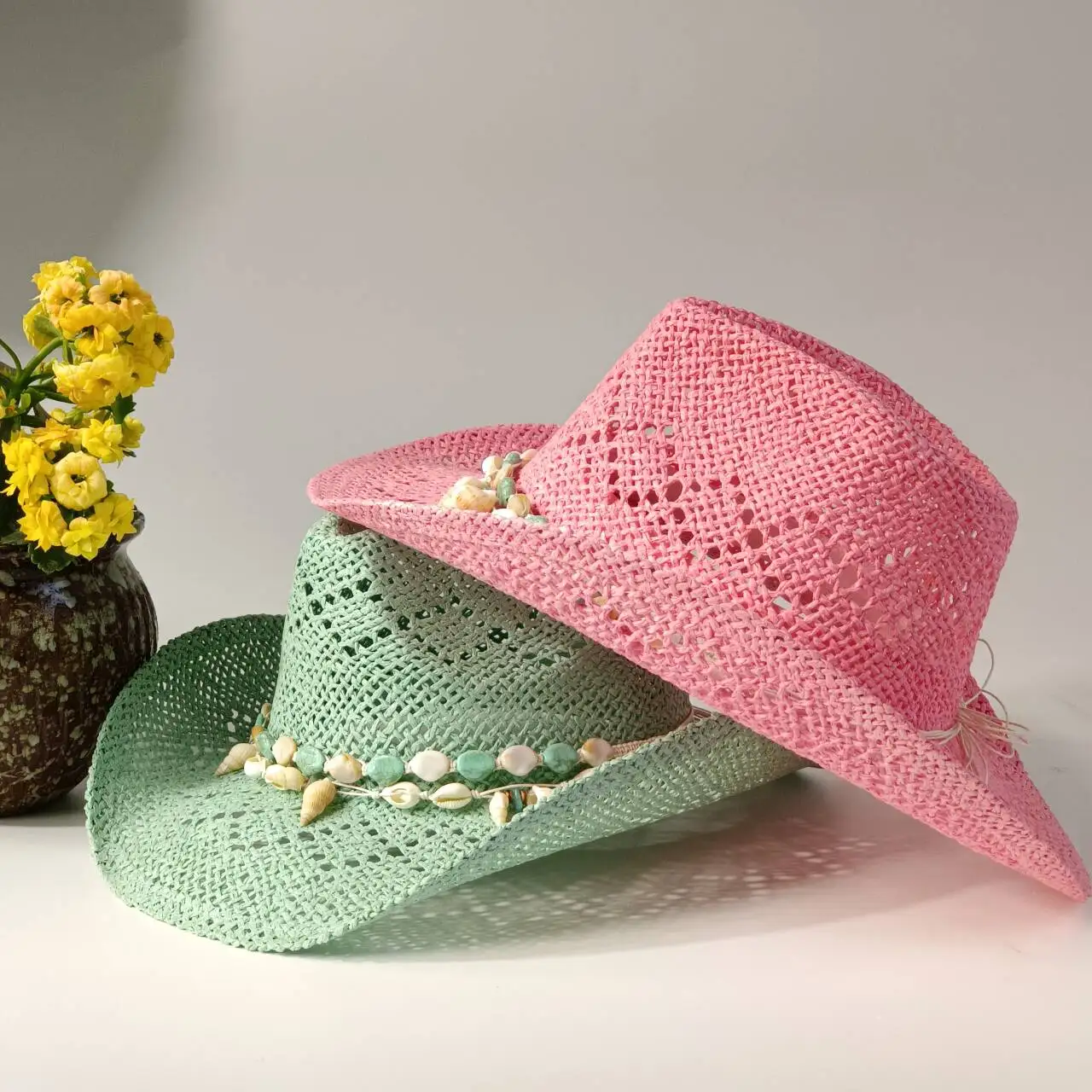 Women's openwork woven denim hat with shell decorationbeach hat summer sun hat suitable for outdoor travel and everyday wear여름모자
Women's openwork woven denim hat with shell decorationbeach hat summer sun hat suitable for outdoor travel and everyday wear여름모자
