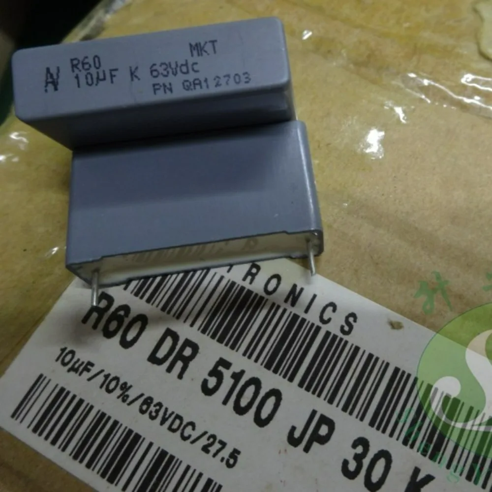 1PCS AV R60 MKT 10uf 63V 106 K Brand New 27.5mm Film Capacitor R60DR5100JP30K
1PCS AV R60 MKT 10uf 63V 106 K Brand New 27.5mm Film Capacitor R60DR5100JP30K