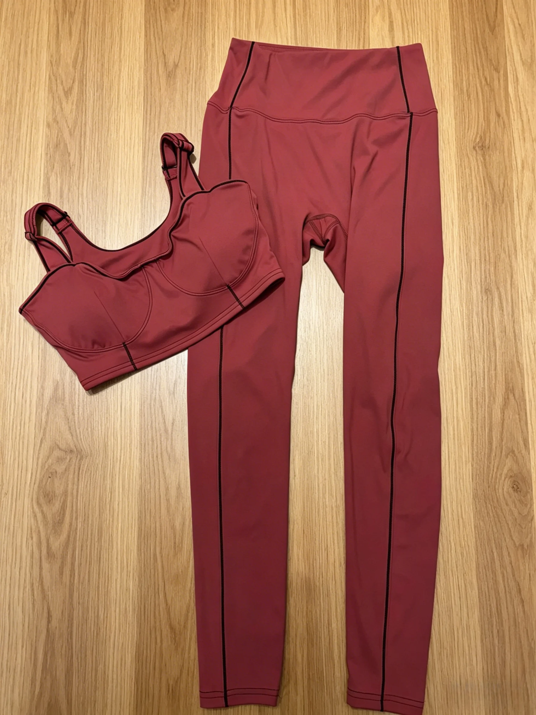 2026 New Women's Yoga Set Size M L Comfortable and Slim-Fit Code36
2026 New Women's Yoga Set Size M L Comfortable and Slim-Fit Code36